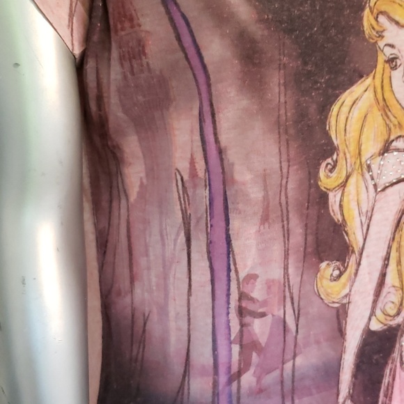 Sleeping Beauty T-shirt - Picture 3 of 7